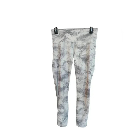 Lululemon Train Times 7/8 Pant *25" Breeze By White Light Cast / Light Cast - Picture 4 of 5